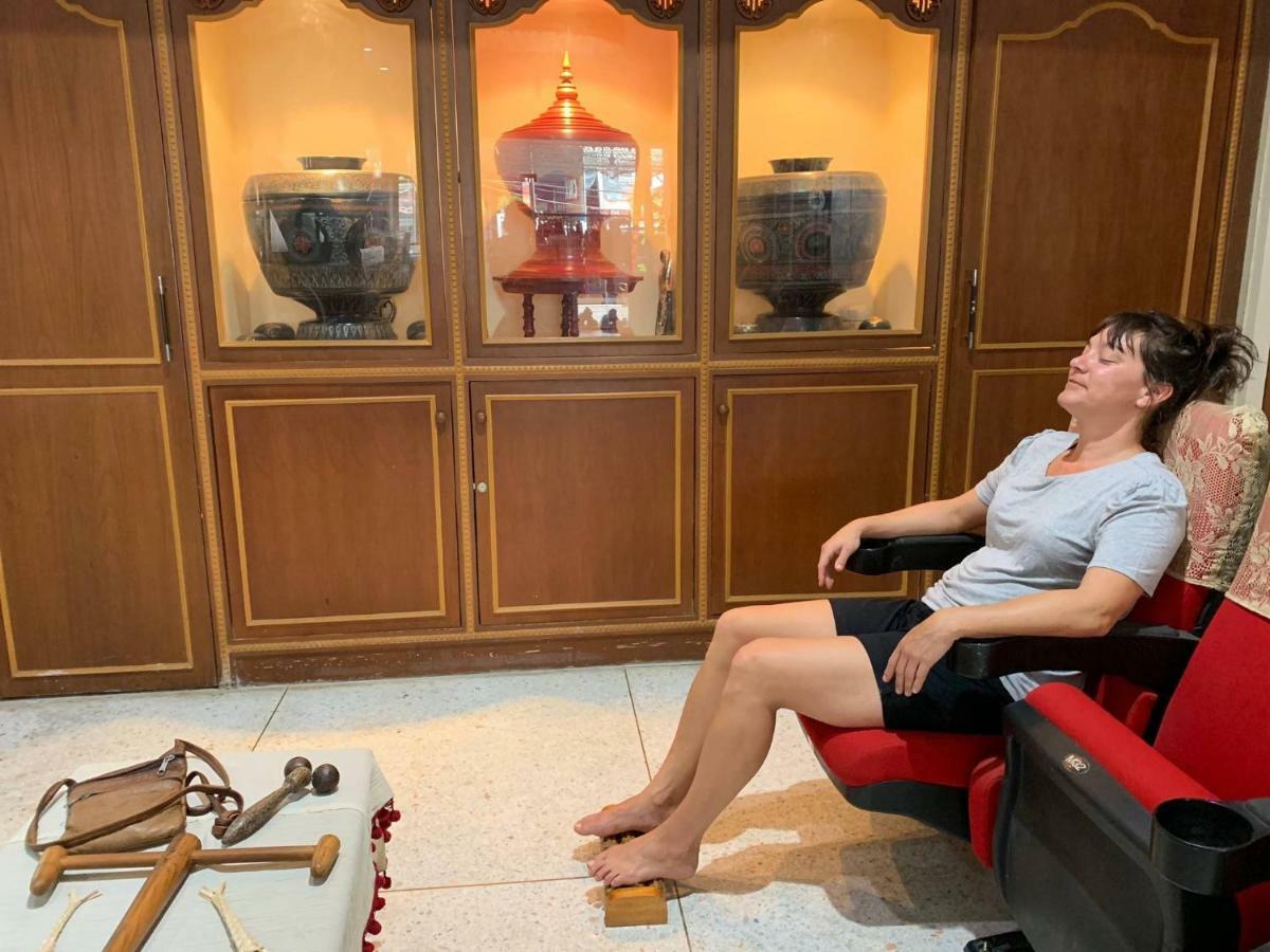 At Phra Sing Hotel Chiang Mai Bagian luar foto
